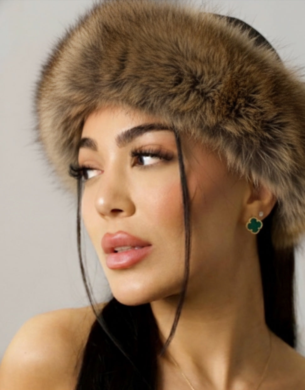 Barna szőrmés fejpánt