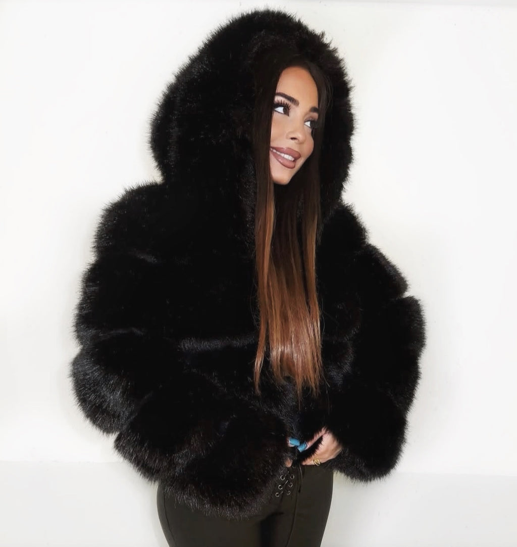 PETRA fekete műszőrme kabát